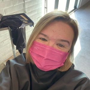 Meet your Posher, Carla